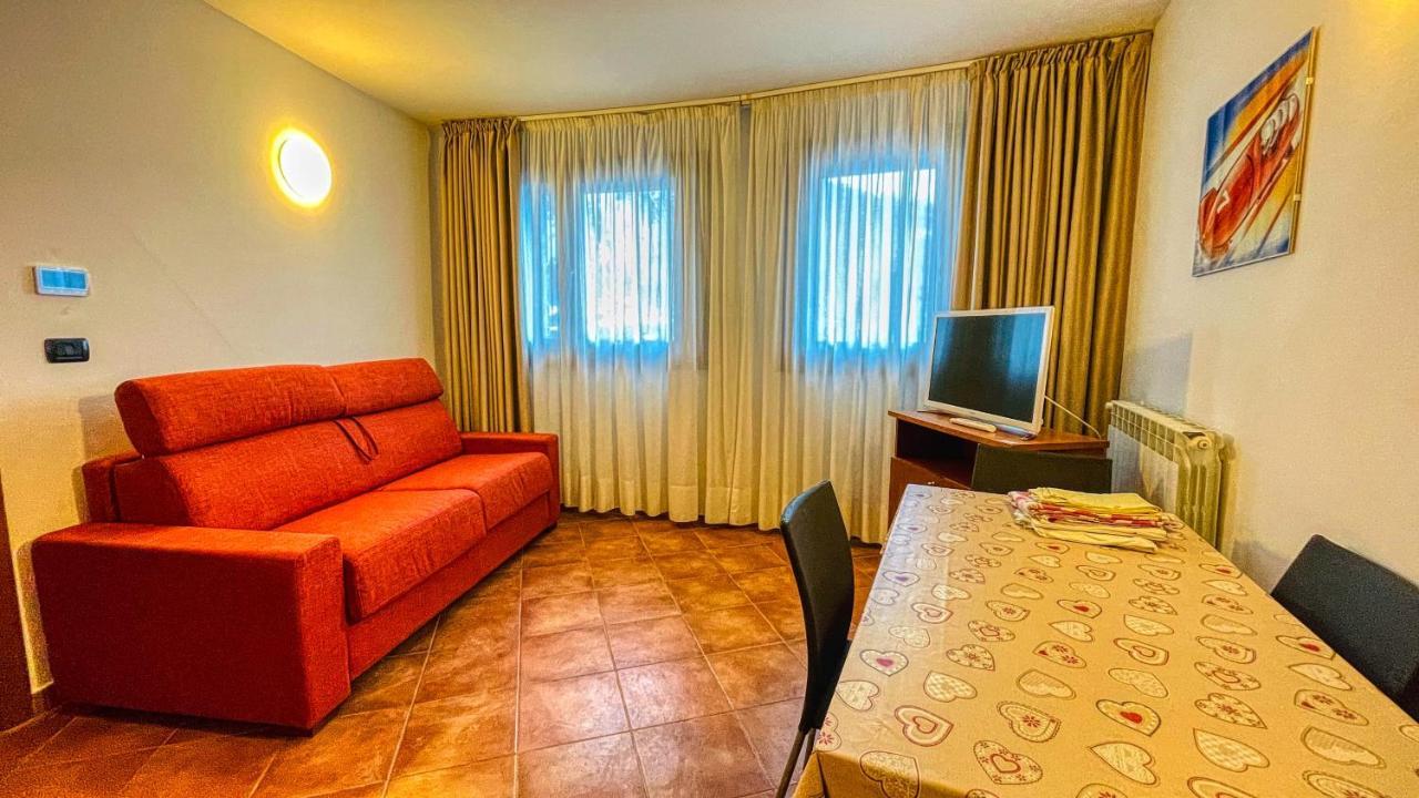 Appartamento Smith Roero - Affitti Brevi Italia Bardonecchia Buitenkant foto